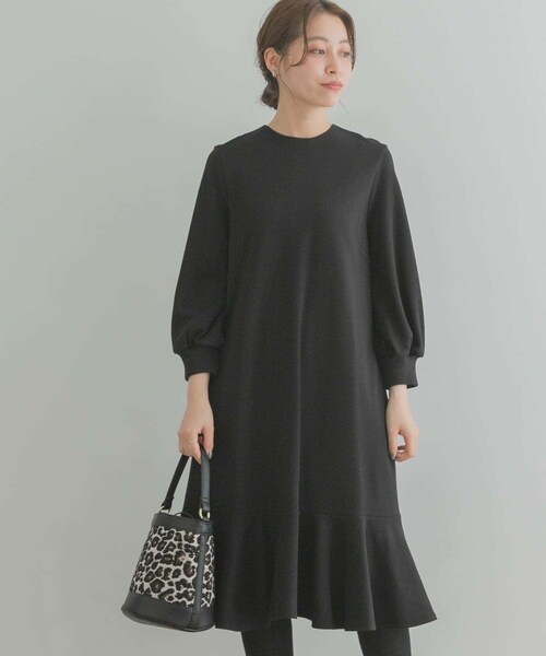 URBAN RESEARCH ROSSO（アーバンリサーチロッソ）の「『40サイズ/高身長向けも展開』F by ROSSO　裾フレアワンピース（ワンピース・レディース・L/BEIGE/BLACK/CHARCOAL/MARRON・38/40）」の11枚目の写真