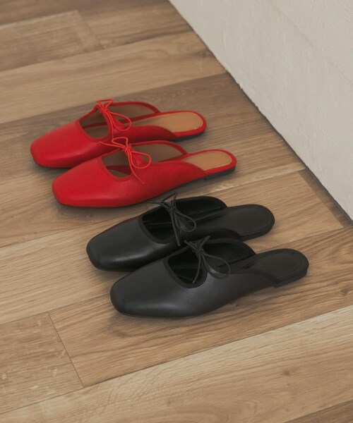 URBAN RESEARCH DOORS(アーバンリサーチドアーズ)の「スクエアトゥリボンミュール(サンダル・レディース・RED/BLACK・36/37/38)」の6枚目の写真