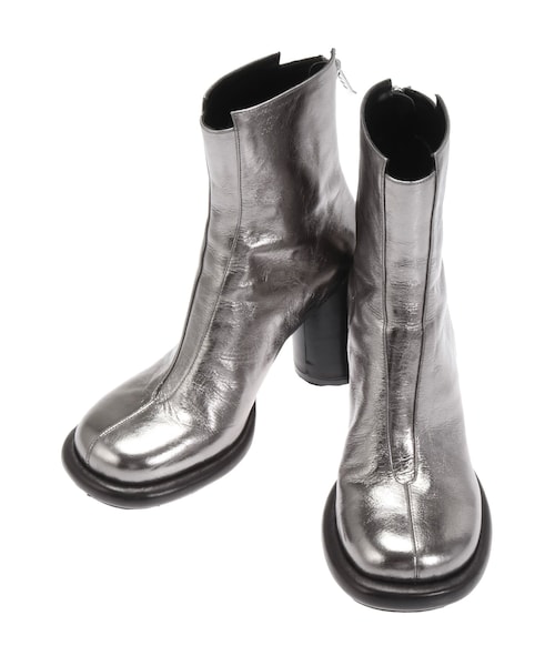 UN3D.（アンスリード）の「ROUND EDGE SHORT BOOTS（ブーツ・レディース・ブラック/シルバー/ゴールド・36/37/38）」の18枚目の写真