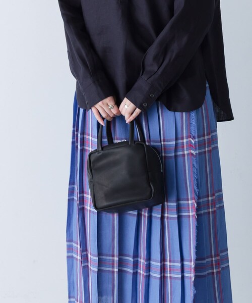 かぐれ（カグレ）の「MORMYRUS　CUBE TOTE（ハンドバッグ・レディース・BLACK・Free）」の7枚目の写真