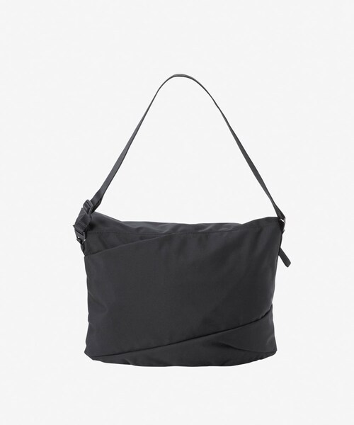 URBAN RESEARCH DOORS（アーバンリサーチドアーズ）の「THE NORTH FACE　PYRENEES SHOULDER L（ショルダーバッグ・メンズ・K/SO/SL・One）」の7枚目の写真