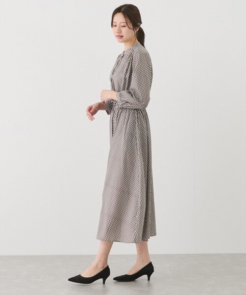 Jayro（ジャイロ）の「前開き幾何学柄ワンピース（ワンピース・レディース・ブラック/オフホワイト/レンガ系・M）」の15枚目の写真