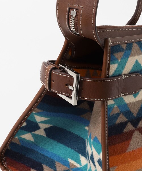 URBAN RESEARCH（アーバンリサーチ）の「A VACATION　SABRINA L PENDLETON（トートバッグ・レディース・Pilot Rock・0）」の6枚目の写真