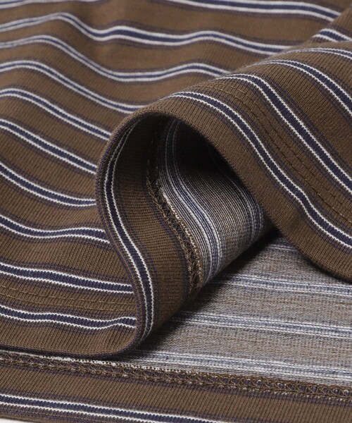 URBAN RESEARCH DOORS（アーバンリサーチドアーズ）の「プレーティング マルチボーダー TEE（Tシャツ/カットソー・メンズ・OFF×CCL/BRN×NVY・M/L）」の11枚目の写真