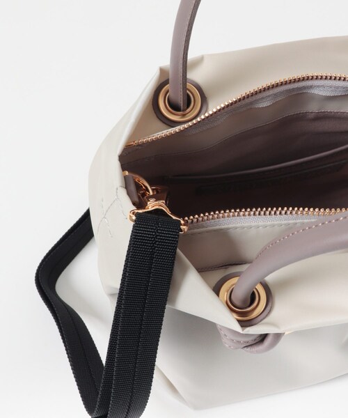 URBAN RESEARCH ROSSO（アーバンリサーチロッソ）の「VIOLA d’ORO　BIANCA　XS（トートバッグ・レディース・BLKBLK/TAUPEBLK/BLKTAUPE/DENIMDENIM/ICEGRAY・XS）」の17枚目の写真