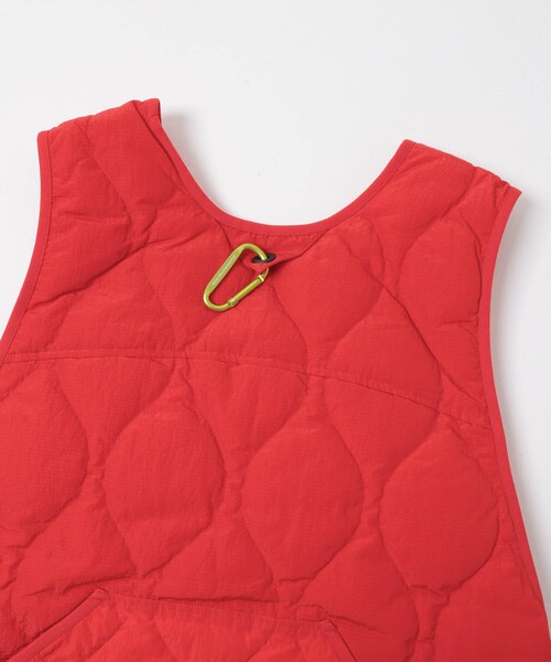 EKAL(エカル)の「WHITE MOUNTAINEERING QUILTING DOWN VEST(その他アウター・メンズ・BLACK/BROWN/RED・2/3)」の16枚目の写真