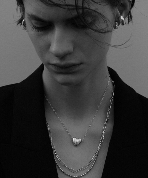 ADAM ET ROPE'（アダムエロペ）の「【KNOWHOW JEWELRY(ノウハウジュエリー)】Magnets Heart Necklace（ネックレス・レディース・ゴールド・F）」の13枚目の写真
