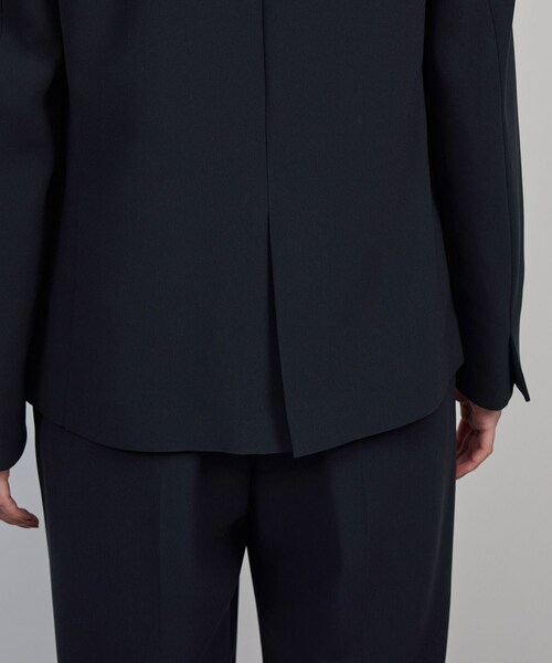 ROPE'(ロペ)の「トリアセダブルクロス クルーネックジャケット/イージーケア・セットアップ対応・25AW(ノーカラージャケット・レディース・ネイビー・36/38/40)」の16枚目の写真
