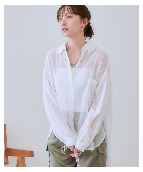 nissen（ニッセン）の「ロング丈シアーシャツ＜大きいサイズ有＞（シャツ/ブラウス・レディース・ブルー系ストライプ/オフホワイト/チャコールグレー/ソフトイエロー/ブラウン系ストライプ・S/M/L/LL/3L/4L/5L/6L）」の19枚目の写真