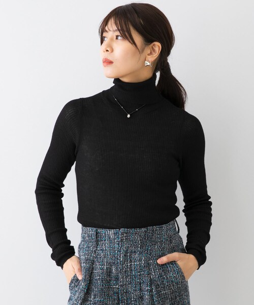 URBAN RESEARCH ROSSO（アーバンリサーチロッソ）の「F by ROSSO　ウォッシャブルシアーリブタートルニット（ニット/セーター・レディース・L/GRAY/RED/BLACK/BROWN・Free）」の7枚目の写真