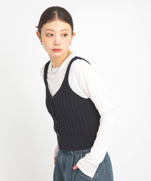 URBAN RESEARCH Sonny Label（アーバンリサーチサニーレーベル）の「2WAY透かし編みニットビスチェ（キャミソール・レディース・ネイビー/アイボリー/ピンク・FREE）」の19枚目の写真