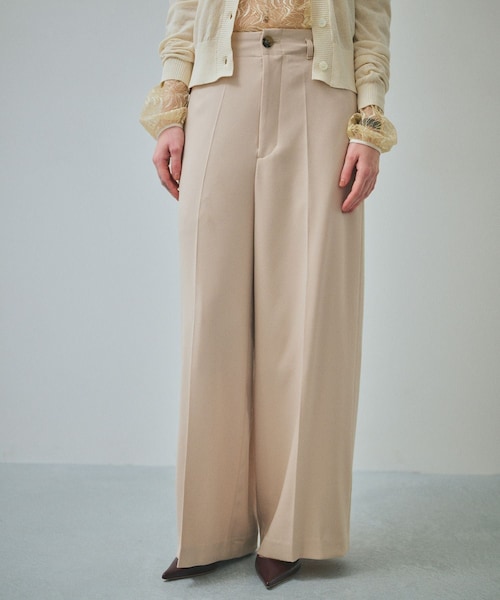 ROPE'（ロペ）の「【一部店舗限定】【REALM（レルム）】BACK ELASTIC PANTS｜スラックス　26SS（スラックス・レディース・ネイビー/ベージュ・36/38）」の8枚目の写真