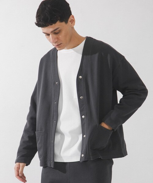 URBAN RESEARCH Sonny Label（アーバンリサーチサニーレーベル）の「スウェットVネックカーディガン（スウェット・メンズ・チャコール/ネイビー・M/L）」の5枚目の写真