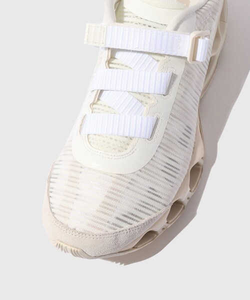 ADAM ET ROPE'（アダムエロペ）の「【MIZUNO/ミズノ】WAVE PROPHECY STRAP 2 D1GA2603（スニーカー・メンズ・ライトグレー/ホワイト・26.0/28.5）」の8枚目の写真