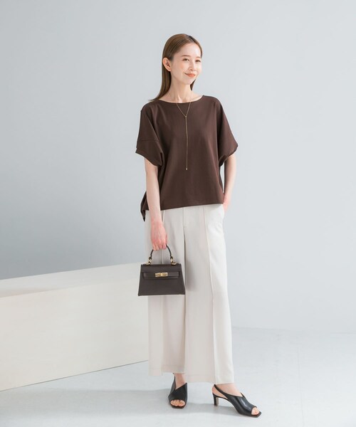 URBAN RESEARCH ROSSO（アーバンリサーチロッソ）の「『WEB/一部店舗限定』UVカットドルマンスリーブプルオーバー（Tシャツ/カットソー・レディース・IVORY/D/BLUE/CAMEL/BROWN・Free）」の20枚目の写真