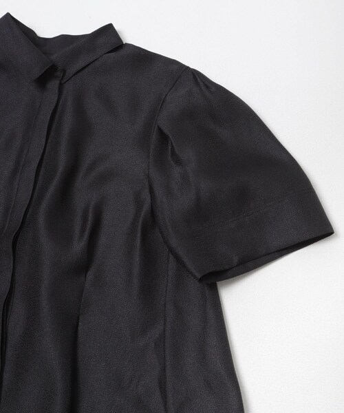 URBAN RESEARCH ROSSO（アーバンリサーチロッソ）の「シアーオーガンジーフォルムシャツ（シャツ/ブラウス・レディース・BLACK/OFF WHITE・Free）」の20枚目の写真