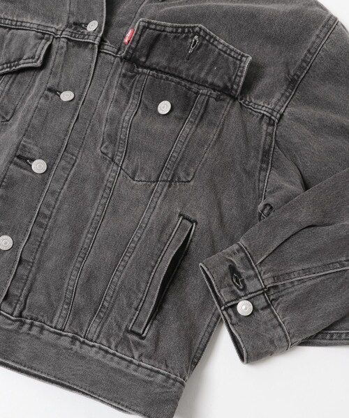 URBAN RESEARCH DOORS(アーバンリサーチドアーズ)の「LEVI’S 90S TRUCKER(デニムジャケット・レディース・BE KIND・S)」の4枚目の写真
