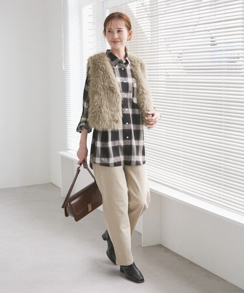 ROPE' PICNIC（ロペピクニック）の「ファーベスト（ベスト・レディース・ダークブラウン/ベージュ・F）」の5枚目の写真