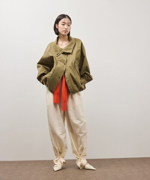 ADAM ET ROPE'（アダムエロペ）の「2WAYヘムパラシュートパンツ（その他パンツ・レディース・ブラック/オフホワイト/レッド系・36/38）」の10枚目の写真