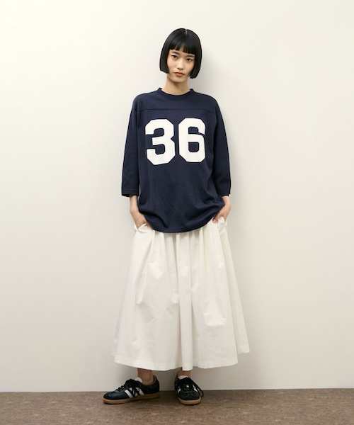 ADAM ET ROPE'（アダムエロペ）の「【Oblada(オブラダ)】別注 FOOTBALL TEE（Tシャツ/カットソー・レディース・オフホワイト/ブラウン/ネイビー・F）」の12枚目の写真