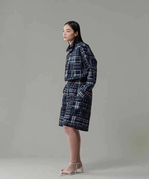 ADAM ET ROPE'(アダムエロペ)の「パッチワーク マドラスチェック ワイド イージーショーツ / セットアップ対応(その他パンツ・メンズ・ホワイト系/ネイビー系/レッド系・L/M)」の15枚目の写真