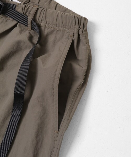 EKAL(エカル)の「GRAMICCI NYLON PANELED TREK PANTS(その他パンツ・メンズ・GRANITE/CHOCOLATE/BLACK・S/M/L/XL)」の17枚目の写真