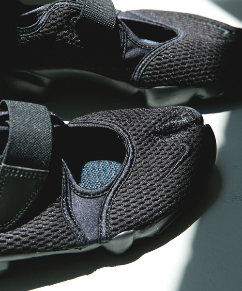 URBAN RESEARCH DOORS(アーバンリサーチドアーズ)の「NIKE エア リフト BR(スニーカー・メンズ・BLK/WHT・26/27/28/29)」の6枚目の写真