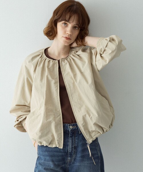URBAN RESEARCH Sonny Label（アーバンリサーチサニーレーベル）の「『UR TECH』バルーンショートブルゾン（ブルゾン・レディース・ブラック/アイボリー/ベージュ・Free）」の4枚目の写真