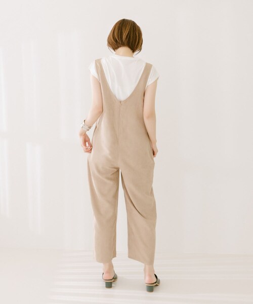 ITEMS URBANRESEARCH（アイテムズ アーバンリサーチ）の「ウォッシャブルスエードイージーサロペット（サロペット/オーバーオール・レディース・BLACK/BEIGE・one）」の14枚目の写真