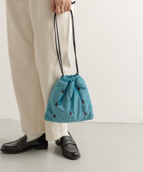 URBAN RESEARCH DOORS（アーバンリサーチドアーズ）の「『別注』beej×DOORS　刺繍巾着バッグ（ショルダーバッグ・レディース・BLUE/BROWN・one）」の14枚目の写真
