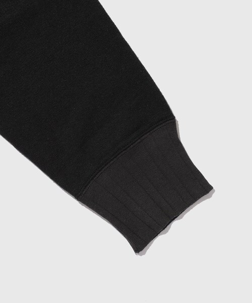 ADAM ET ROPE'(アダムエロペ)の「【DAIRIKU/ダイリク】Odd Hotel Silk-Cotton Sweater(ニット/セーター・メンズ・ブラック/キナリ・M/S)」の10枚目の写真
