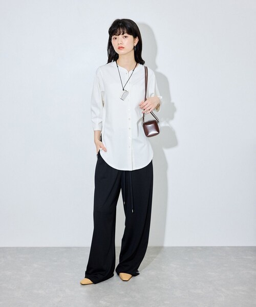 ADAM ET ROPE'(アダムエロペ)の「【一部WEB限定カラー】キトゥンヒールブーティ(ブーツ・レディース・ブラック/オフホワイト/ベージュ系・23.0/23.5/24.0/24.5)」の19枚目の写真