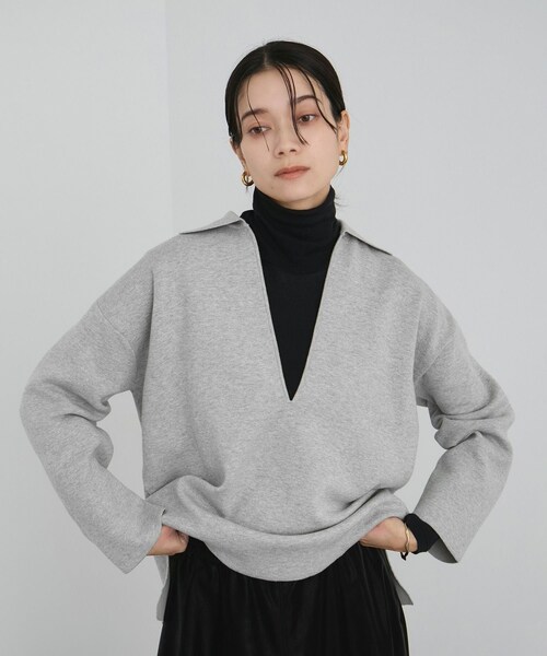ADAM ET ROPE'(アダムエロペ)の「【WEB・一部店舗限定】スキッパーニットプルオーバー(ニット/セーター・レディース・ブラック/グレー/オフホワイト・F)」の14枚目の写真