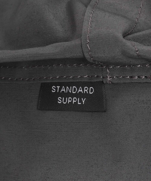 URBAN RESEARCH DOORS（アーバンリサーチドアーズ）の「STANDARD SUPPLY　FRONT POCKET SHOULDER（ショルダーバッグ・メンズ・BLACK/GREY/STEELGREY・one）」の15枚目の写真
