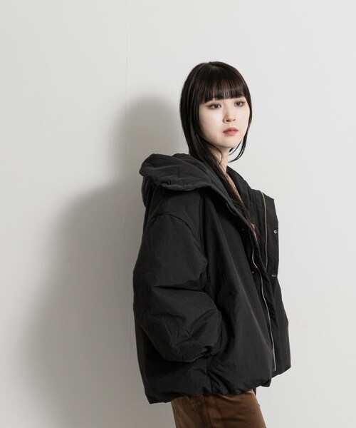 THE GOODLAND MARKET（ザグッドランドマーケット）の「『別注』MIDIUMISOLID×THE GOODLAND MARKET　hooded padding blouson（ブルゾン・レディース・black/b.khaki・38）」の11枚目の写真