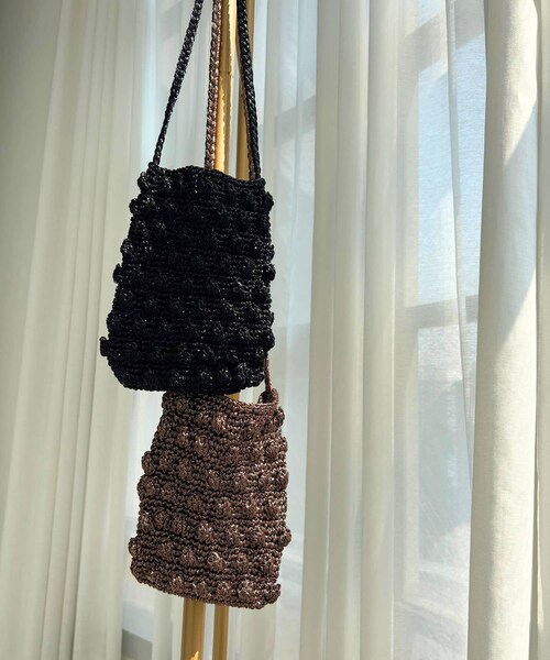 URBAN RESEARCH DOORS（アーバンリサーチドアーズ）の「メタリックヤーンショルダーバッグ（ショルダーバッグ・レディース・BLACK/BRONZE・one）」の13枚目の写真