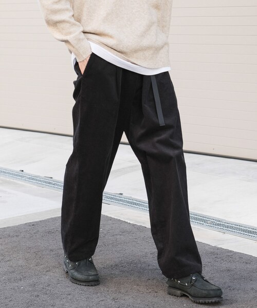 URBAN RESEARCH DOORS（アーバンリサーチドアーズ）の「ウェビングベルトコーデュロイトラウザー（その他パンツ・メンズ・CHARCOAL/MOCHA/TERRACOTTA・S/M/L）」の15枚目の写真