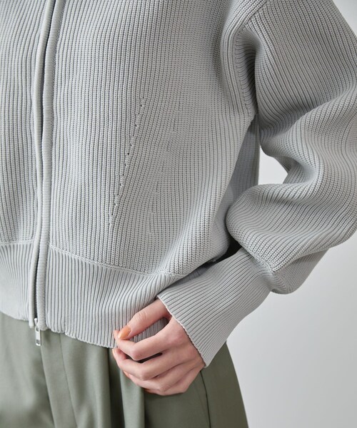 VIS（ビス）の「Wジップハイネックニットカーディガン（カーディガン/ボレロ・レディース・ライトグレー/ネイビー/レッド系・F）」の21枚目の写真