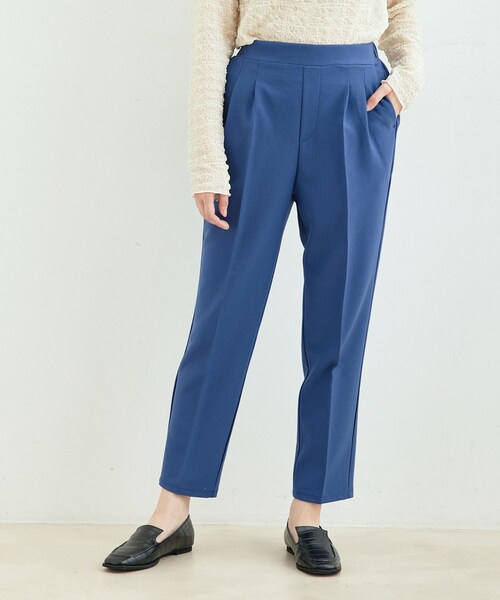 Jayro（ジャイロ）の「センタープレステーパードパンツ（スラックス・レディース・ブラック/ホワイト系/ダークブラウン/グリーン/ブルー/ピンク・L/M）」の10枚目の写真