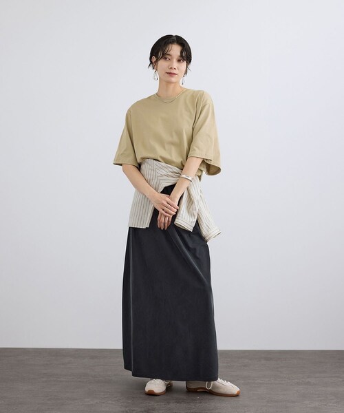 ADAM ET ROPE'(アダムエロペ)の「プリマベールハーフスリーブTシャツ / UVケア(Tシャツ/カットソー・レディース・ブラック/オフホワイト/キャメル・F)」の18枚目の写真