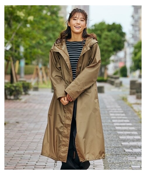 nissen（ニッセン）の「大きいサイズ レインコート（ポーチ付）（はっ水）（モッズコート・レディース・キャメル・L~LL相当/3L~4L相当/【不要】3L/【不要】4L/【不要】5L/5L~6L相当/8L相当/10L相当）」の3枚目の写真