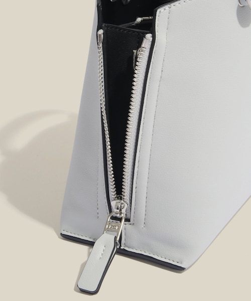 ROPE'（ロペ）の「【E'POR】【数量限定】Y BAG Mini/超軽量・26SS（ハンドバッグ・レディース・ブルー系・F）」の10枚目の写真