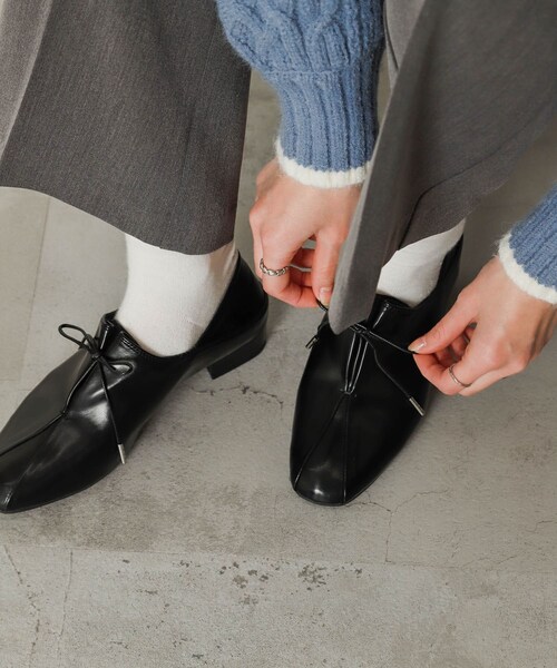 SENSE OF PLACE by URBAN RESEARCH（センスオブプレイスバイアーバンリサーチ）の「タックリボンステップオンシューズ（その他シューズ・レディース・BLACK/BROWN/BEIGE・S/M/L）」の5枚目の写真