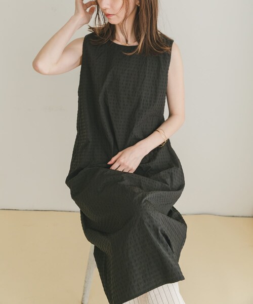 ITEMS URBANRESEARCH（アイテムズ アーバンリサーチ）の「サッカーノースリーブワンピース（ワンピース・レディース・CHK/BLK/BRN・FREE）」の5枚目の写真