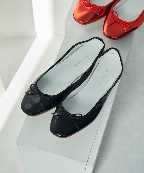 ADAM ET ROPE'（アダムエロペ）の「【サステナブル】メタリックバレエ（バレエシューズ・レディース・ブラック/サックス/レッド/ゴールド/シルバー/その他・25.0/22.5/23.0/23.5/24.0/24.5）」の2枚目の写真