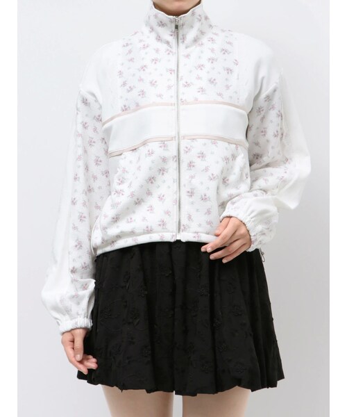 merry jenny floral ショートトラックジャケット merry jenny（メリージェニー）の「floralショートトラック