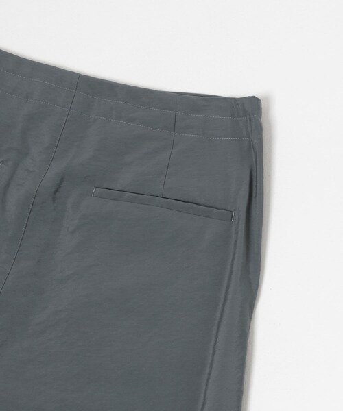 URBAN RESEARCH(アーバンリサーチ)の「ポプリンイージーパンツ(その他パンツ・レディース・BEIGE/BLUEGRAY・36/38)」の12枚目の写真