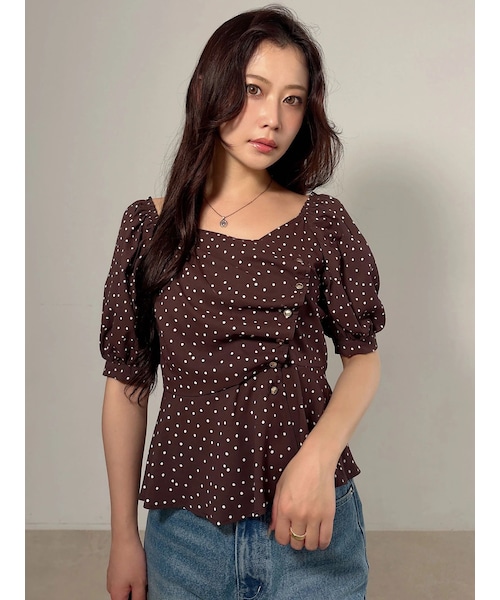 MERCURYDUO(マーキュリーデュオ)の「2WAYドットペプラムブラウス(シャツ/ブラウス・レディース・アイボリー/ブラウン・F)」の2枚目の写真