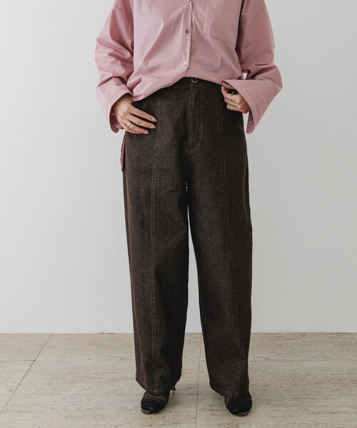 URBAN RESEARCH ROSSO（アーバンリサーチロッソ）の「F by ROSSO　カーブフォルムデニムパンツ（デニムパンツ・レディース・NAVY/BROWN・36/38）」の8枚目の写真