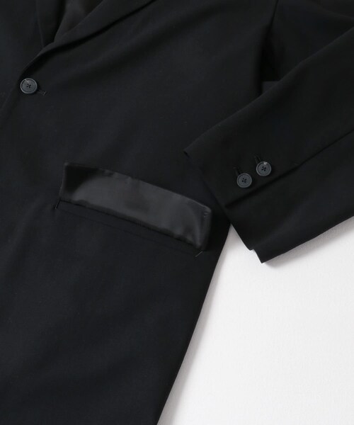 URBAN RESEARCH(アーバンリサーチ)の「ATON HIGH TWIST WOOL JACKET(テーラードジャケット・メンズ・BLACK/NAVY・4/6)」の5枚目の写真